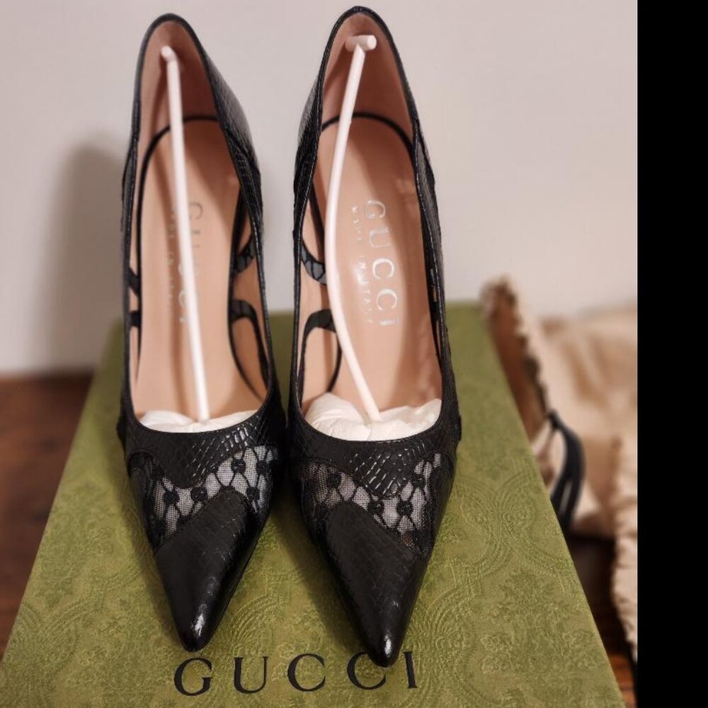 Gucci Black Python Leather & Lace Pointed-Toe Hee… - image 1
